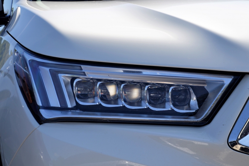 concession-ANTIBES-min_acura-headlamp-2834131